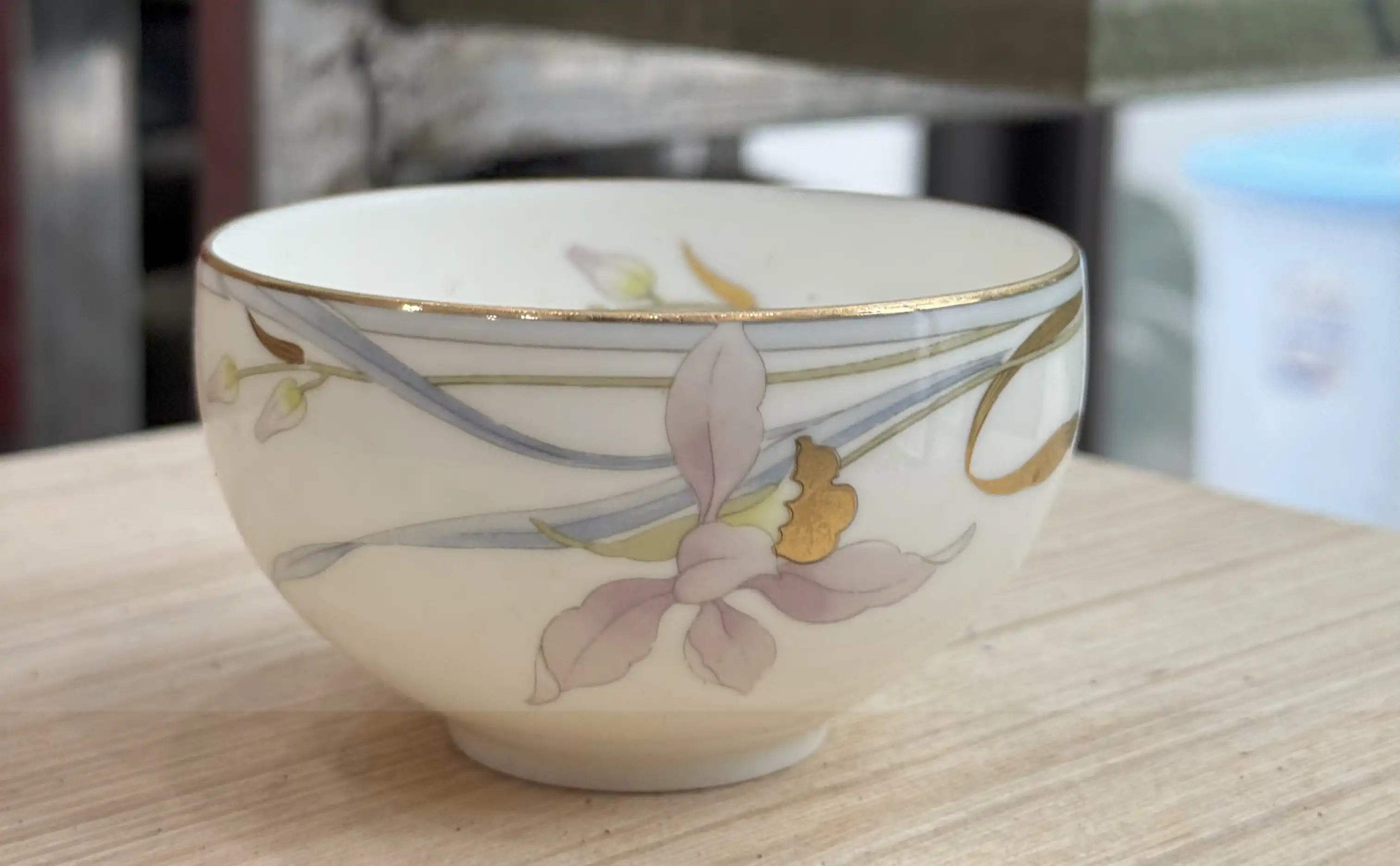 Bộ ấm và tách trà Hoya China