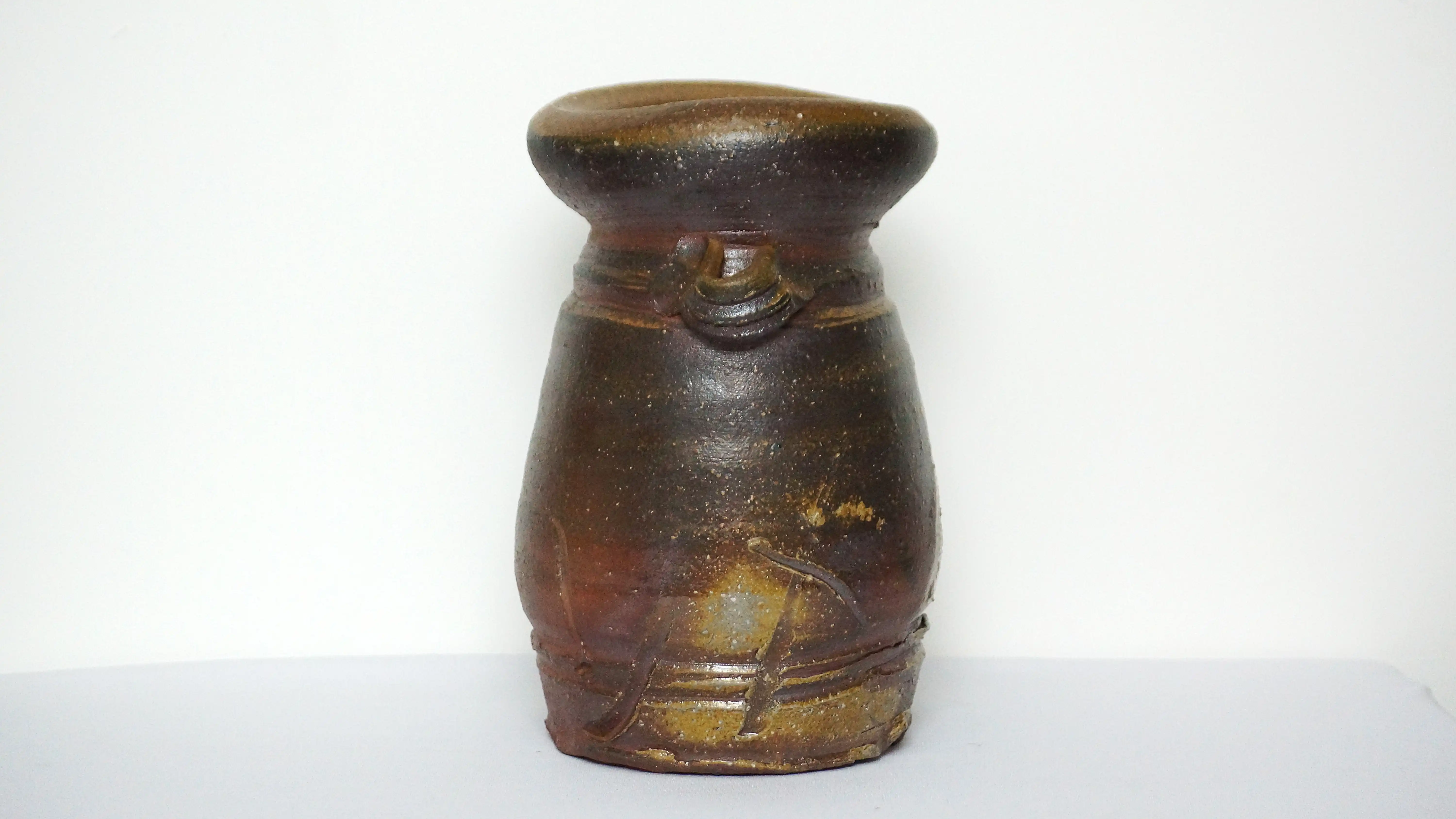 Bình gốm Iga-yaki(伊賀焼)